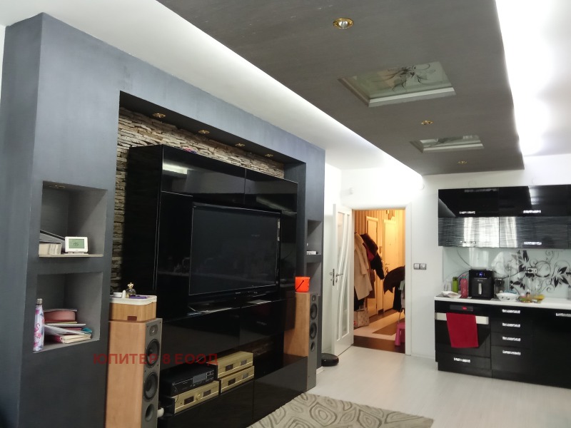 Под наем 3-СТАЕН, град София, Манастирски ливади • 1500 € / 2933.74 лв. • 10290294 1 — Holmes.bg Под наем 3-СТАЕН, град София, Манастирски ливади • 1500 € / 2933.74 лв. • 10290294 1