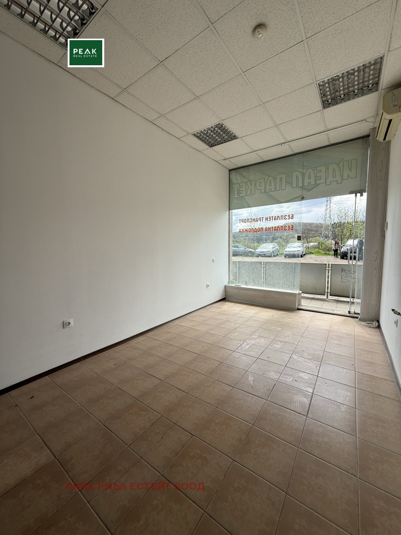 Под наем МАГАЗИН, град София, Люлин 6 • 340 € / 664.98 лв. • 39797873 1 — Holmes.bg Под наем МАГАЗИН, град София, Люлин 6 • 340 € / 664.98 лв. • 39797873 1