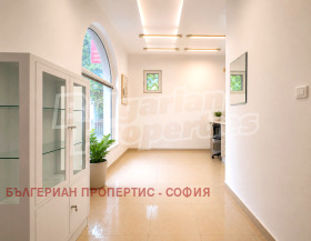 ОФИС, 30 m2 - Holmes.bg ОФИС, 30 m2