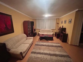 3-СТАЕН, 140 m2 - Holmes.bg 3-СТАЕН, 140 m2