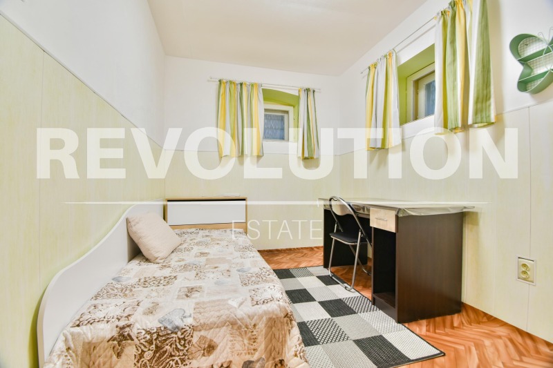 Под наем 2-СТАЕН, град София, Център • 460 € / 899.68 лв. • 74082867 1 — Holmes.bg Под наем 2-СТАЕН, град София, Център • 460 € / 899.68 лв. • 74082867 1