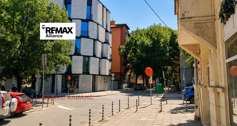 Под наем ОФИС, град София, Оборище • 1200 € • 25262280 1 — Holmes.bg Под наем ОФИС, град София, Оборище • 1200 € • 25262280 1