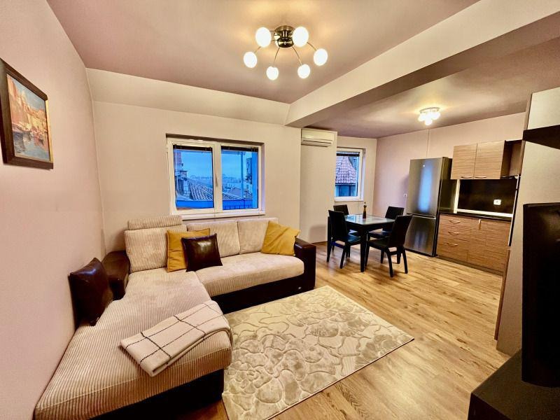 Под наем 3-СТАЕН, град Пловдив, Каменица 2 • 520 € / 1017.03 лв. • 29607706 1 — Holmes.bg Под наем 3-СТАЕН, град Пловдив, Каменица 2 • 520 € / 1017.03 лв. • 29607706 1