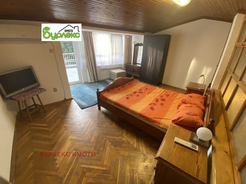 Под наем КЪЩА, град Варна, Операта • 1000 лв. / 511.29 € • 23895450 1 — Holmes.bg Под наем КЪЩА, град Варна, Операта • 1000 лв. / 511.29 € • 23895450 1