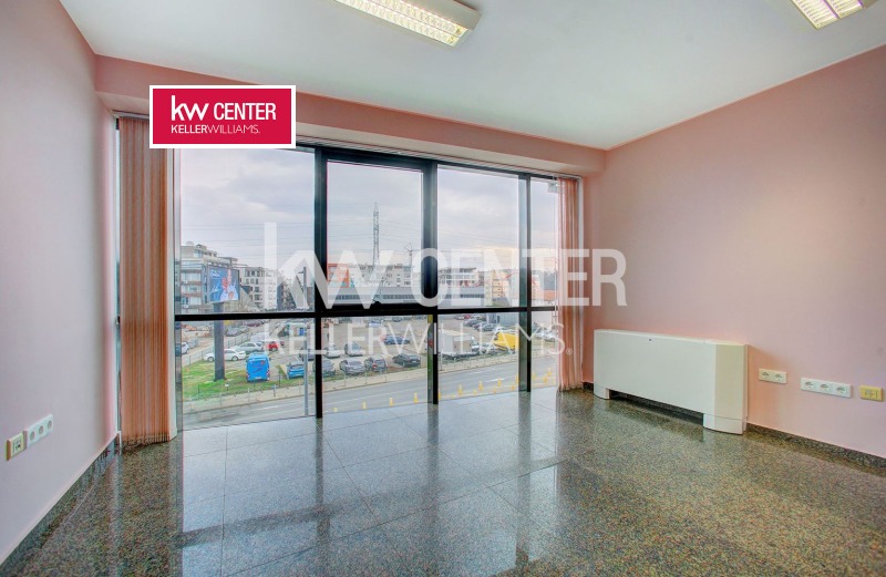 Под наем ОФИС, град София, Кръстова вада • 4000 € / 7823.32 лв. • 96303883 1 — Holmes.bg Под наем ОФИС, град София, Кръстова вада • 4000 € / 7823.32 лв. • 96303883 1