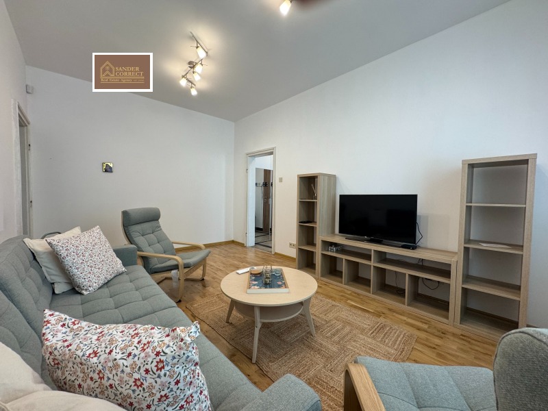 Под наем 3-СТАЕН, град София, Център • 1200 € / 2347.00 лв. • 48348427 1 — Holmes.bg Под наем 3-СТАЕН, град София, Център • 1200 € / 2347.00 лв. • 48348427 1
