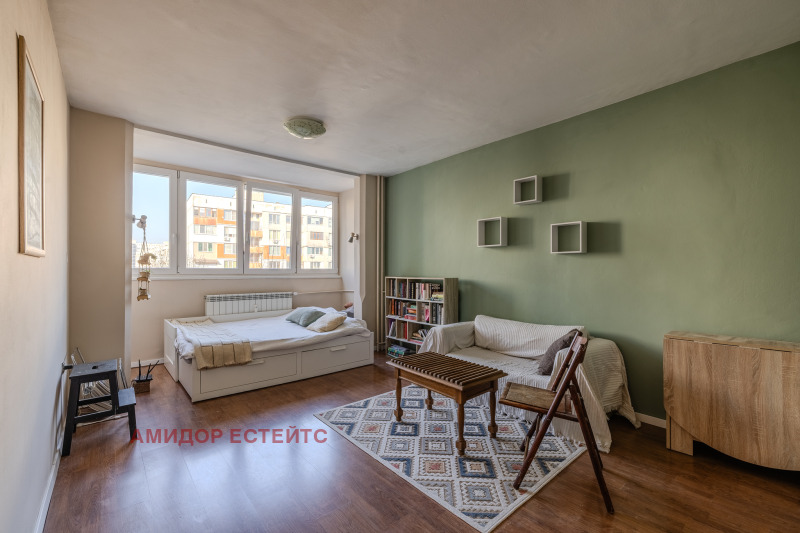 Под наем 2-СТАЕН, град София, Връбница 2 • 490 € / 958.36 лв. • 56947025 1 — Holmes.bg Под наем 2-СТАЕН, град София, Връбница 2 • 490 € / 958.36 лв. • 56947025 1