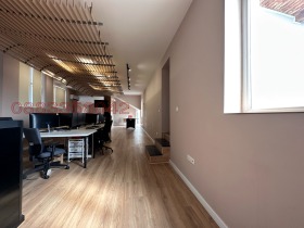 ОФИС, 250 m2 - Holmes.bg ОФИС, 250 m2