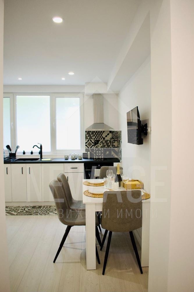 Под наем 3-СТАЕН, град Варна, Гръцка махала • 750 € • 77596341 1 — Holmes.bg Под наем 3-СТАЕН, град Варна, Гръцка махала • 750 € • 77596341 1