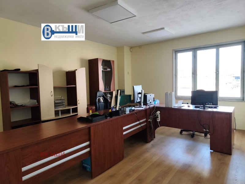 Под наем СКЛАД, град Велико Търново, Промишлена зона - Запад • 1500 € • 41907828 1 — Holmes.bg Под наем СКЛАД, град Велико Търново, Промишлена зона - Запад • 1500 € • 41907828 1
