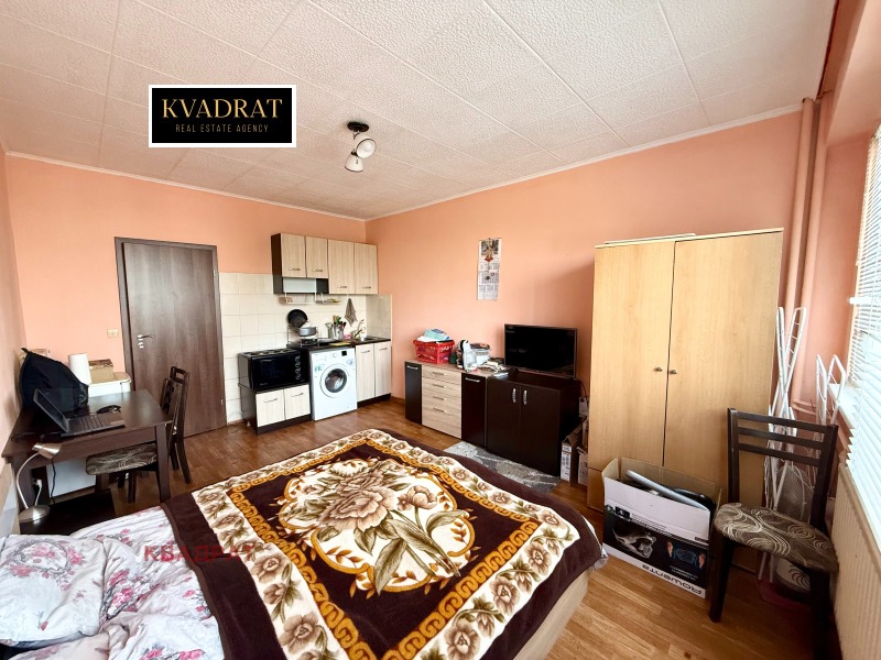 Под наем 1-СТАЕН, град София, Дружба 1 • 300 € / 586.75 лв. • 55542840 1 — Holmes.bg Под наем 1-СТАЕН, град София, Дружба 1 • 300 € / 586.75 лв. • 55542840 1