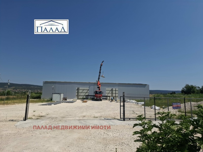 Под наем СКЛАД, област Варна, гр. Аксаково • 3200 € • 55526772 1 — Holmes.bg Под наем СКЛАД, област Варна, гр. Аксаково • 3200 € • 55526772 1