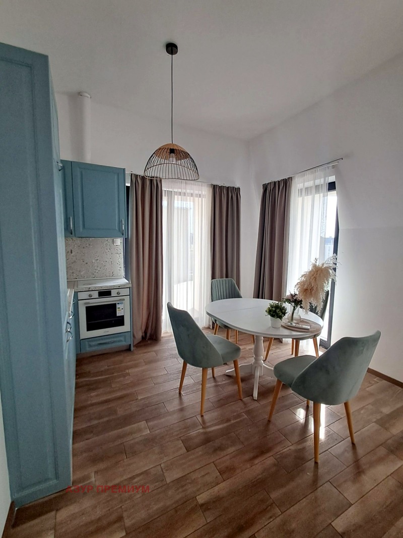 Под наем 3-СТАЕН, град Варна, к.к. Св.Св. Константин и Елена • 1500 € • 88266423 1 — Holmes.bg Под наем 3-СТАЕН, град Варна, к.к. Св.Св. Константин и Елена • 1500 € • 88266423 1