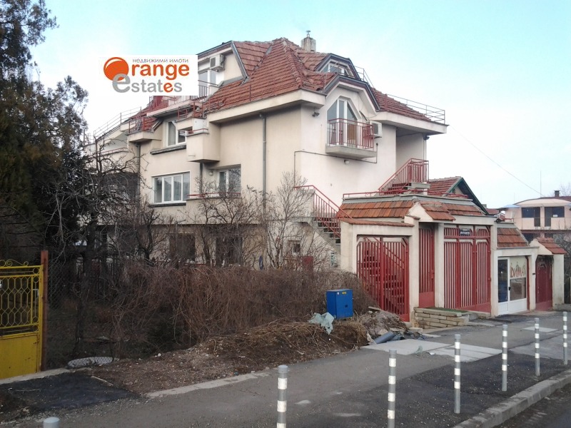 Под наем КЪЩА, град София, Бъкстон • 2000 € • 48995237 1 — Holmes.bg Под наем КЪЩА, град София, Бъкстон • 2000 € • 48995237 1