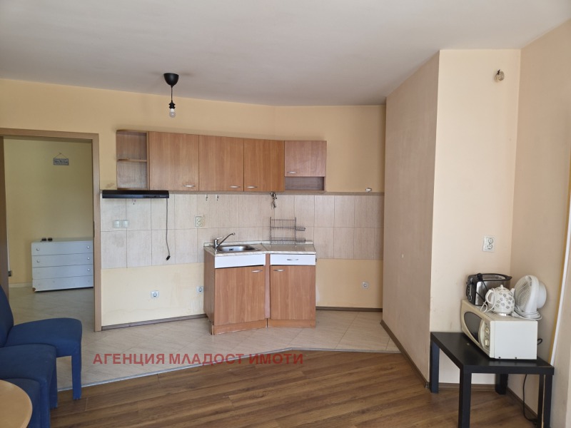 Под наем 2-СТАЕН, град София, Младост 1А • 600 € / 1173.50 лв. • 46508399 1 — Holmes.bg Под наем 2-СТАЕН, град София, Младост 1А • 600 € / 1173.50 лв. • 46508399 1