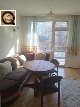 Обява Дава под наем 3-СТАЕН,град София, Хиподрума