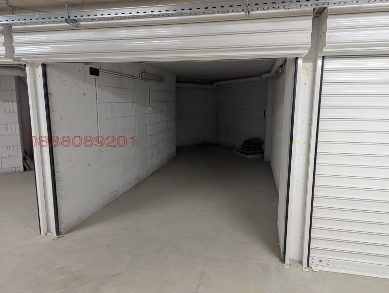 Под наем ГАРАЖ, ПАРКОМЯСТО, град София, Младост 4 • 180 € / 352.05 лв. • 16847907 1 — Holmes.bg Под наем ГАРАЖ, ПАРКОМЯСТО, град София, Младост 4 • 180 € / 352.05 лв. • 16847907 1