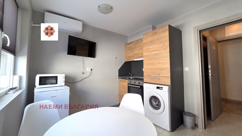 Под наем 3-СТАЕН, град София, Лагера • 710 € / 1388.64 лв. • 12947751 1 — Holmes.bg Под наем 3-СТАЕН, град София, Лагера • 710 € / 1388.64 лв. • 12947751 1