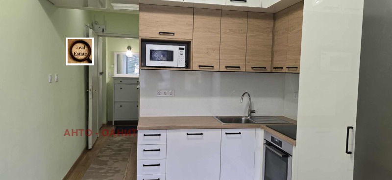 Под наем 3-СТАЕН, град София, Център • 949 € / 1856.08 лв. • 67342875 1 — Holmes.bg Под наем 3-СТАЕН, град София, Център • 949 € / 1856.08 лв. • 67342875 1