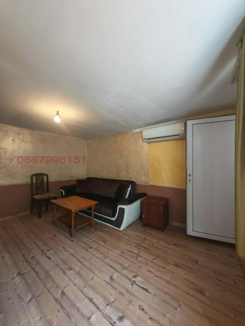 Под наем 3-СТАЕН, град Варна, Център • 400 € • 64281828 1 — Holmes.bg Под наем 3-СТАЕН, град Варна, Център • 400 € • 64281828 1