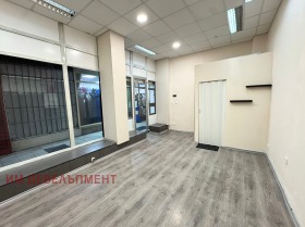 ОФИС, 30 m2 - Holmes.bg ОФИС, 30 m2