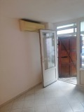 Под наем МАГАЗИН, град Шумен, Център • 245 € • 48128034 2 — Holmes.bg Под наем МАГАЗИН, град Шумен, Център • 245 € • 48128034 2