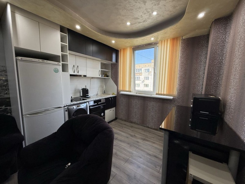 Под наем 2-СТАЕН, град София, Бенковски • 434 € / 848.83 лв. • 36004484 1 — Holmes.bg Под наем 2-СТАЕН, град София, Бенковски • 434 € / 848.83 лв. • 36004484 1