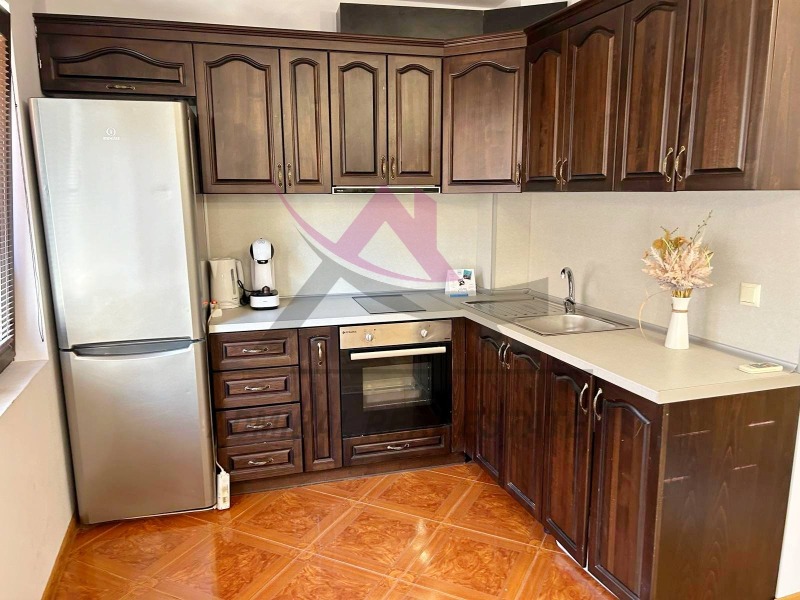 Под наем 3-СТАЕН, град Варна, Център • 800 € / 1564.66 лв. • 82584199 1 — Holmes.bg Под наем 3-СТАЕН, град Варна, Център • 800 € / 1564.66 лв. • 82584199 1