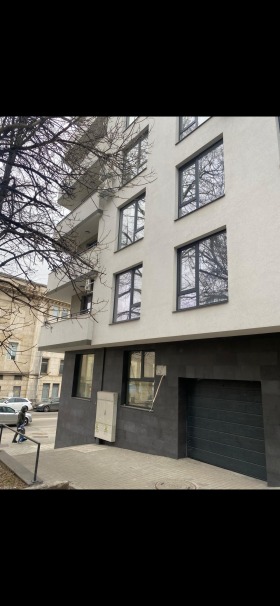Обява Дава под наем 2-СТАЕН,град Плевен, Идеален център