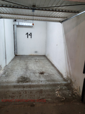 ГАРАЖ, ПАРКОМЯСТО, 13 m2 - Holmes.bg ГАРАЖ, ПАРКОМЯСТО, 13 m2