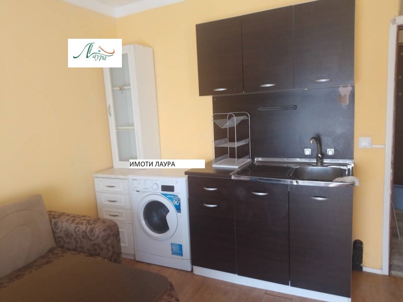 Под наем 1-СТАЕН, град Шумен, Добруджански • 250 € • 96604272 1 — Holmes.bg Под наем 1-СТАЕН, град Шумен, Добруджански • 250 € • 96604272 1