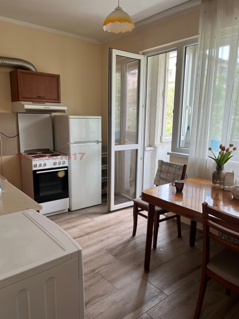Под наем СТАЯ, град София, Гео Милев • 260 € / 508.52 лв. • 51579114 1 — Holmes.bg Под наем СТАЯ, град София, Гео Милев • 260 € / 508.52 лв. • 51579114 1