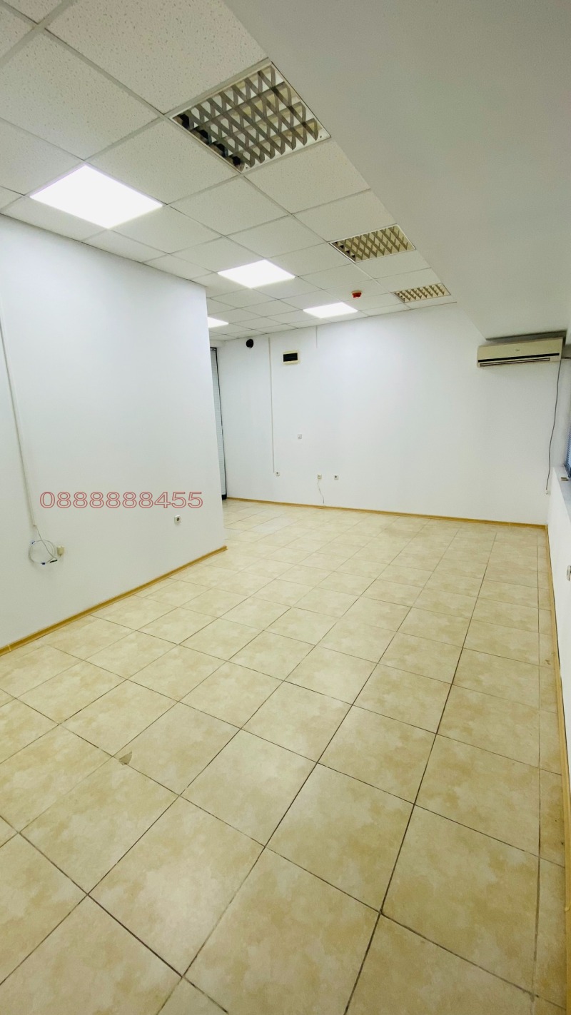 Под наем ОФИС, град София, Люлин 7 • 400 € / 782.33 лв. • 90816141 1 — Holmes.bg Под наем ОФИС, град София, Люлин 7 • 400 € / 782.33 лв. • 90816141 1