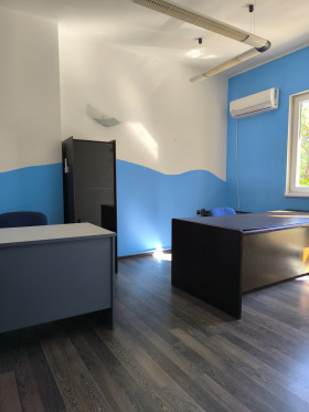 ОФИС, 20 m2 - Holmes.bg ОФИС, 20 m2