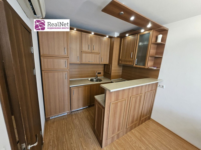 Под наем 3-СТАЕН, град София, Изток • 900 € / 1760.25 лв. • 17072380 1 — Holmes.bg Под наем 3-СТАЕН, град София, Изток • 900 € / 1760.25 лв. • 17072380 1