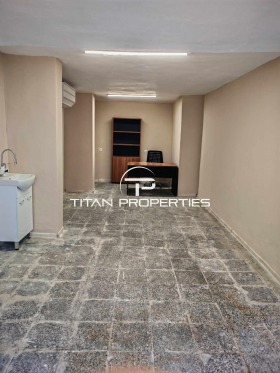 Обява Дава под наем ОФИС,град Варна, Автогара>