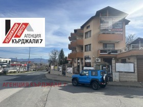 МАГАЗИН, 40 m2 - Holmes.bg МАГАЗИН, 40 m2