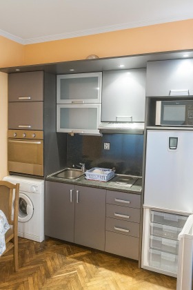 2-СТАЕН, 65 m2 - Holmes.bg 2-СТАЕН, 65 m2