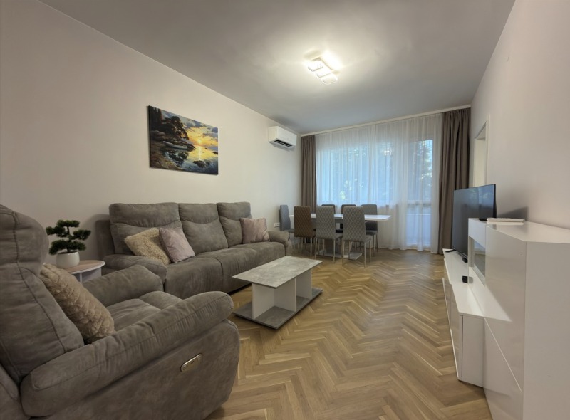Под наем 3-СТАЕН, град Варна, Чайка • 850 € • 81112559 1 — Holmes.bg Под наем 3-СТАЕН, град Варна, Чайка • 850 € • 81112559 1