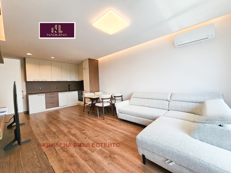 Под наем 3-СТАЕН, град София, Зона Б-5 • 1000 € • 10715309 1 — Holmes.bg Под наем 3-СТАЕН, град София, Зона Б-5 • 1000 € • 10715309 1