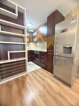3-СТАЕН, 80 m2 - Holmes.bg 3-СТАЕН, 80 m2
