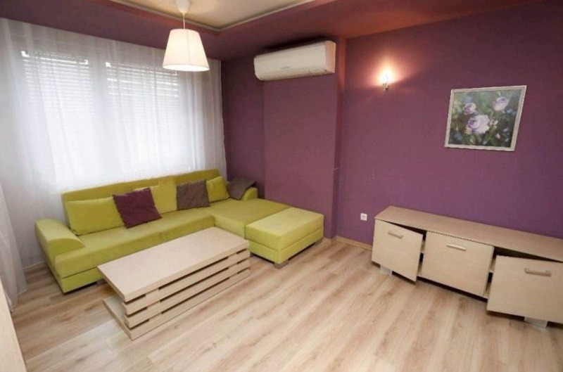 Под наем 4-СТАЕН, град София, Кръстова вада • 1300 € / 2542.58 лв. • 80082992 1 — Holmes.bg Под наем 4-СТАЕН, град София, Кръстова вада • 1300 € / 2542.58 лв. • 80082992 1