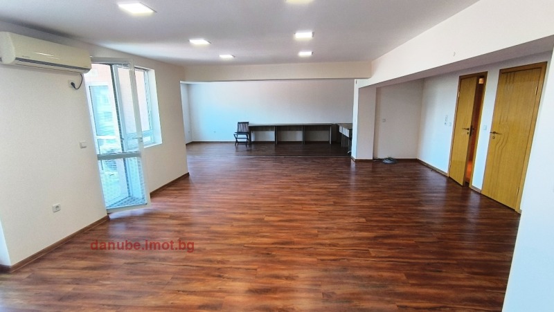 Под наем ОФИС, град Русе, Център • 755 € • 22091429 1 — Holmes.bg Под наем ОФИС, град Русе, Център • 755 € • 22091429 1