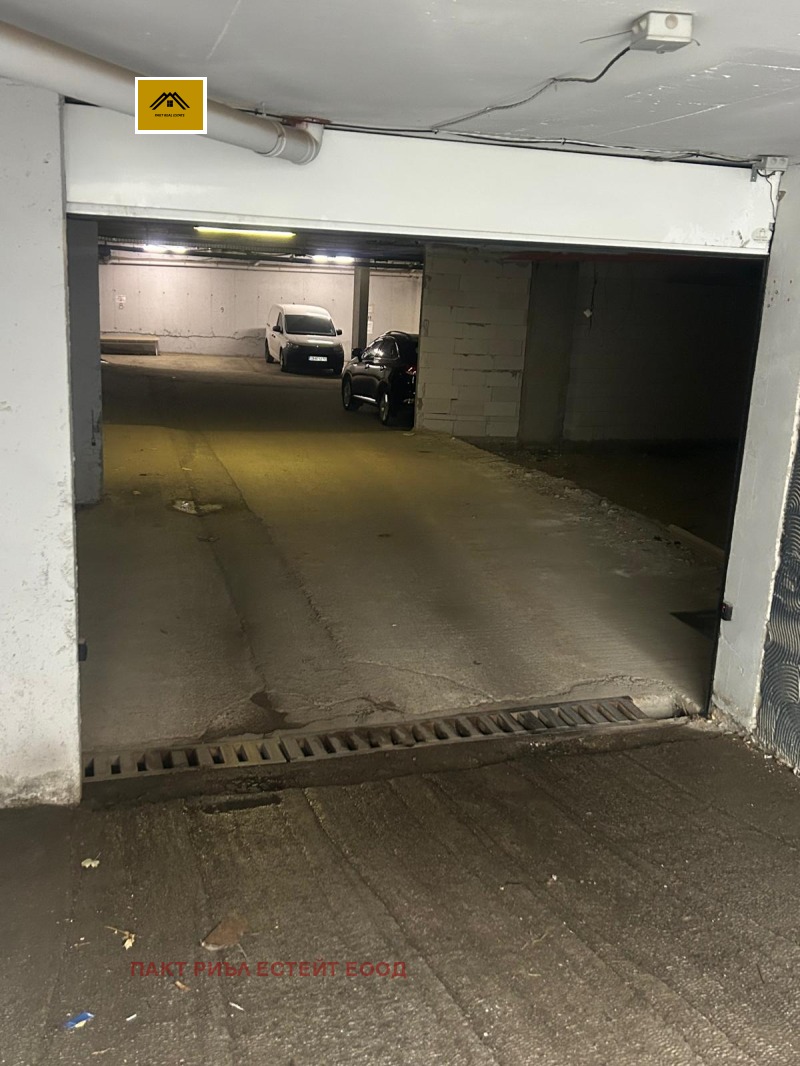 Под наем ГАРАЖ, ПАРКОМЯСТО, град София, Студентски град • 95 € / 185.80 лв. • 26444586 1 — Holmes.bg Под наем ГАРАЖ, ПАРКОМЯСТО, град София, Студентски град • 95 € / 185.80 лв. • 26444586 1