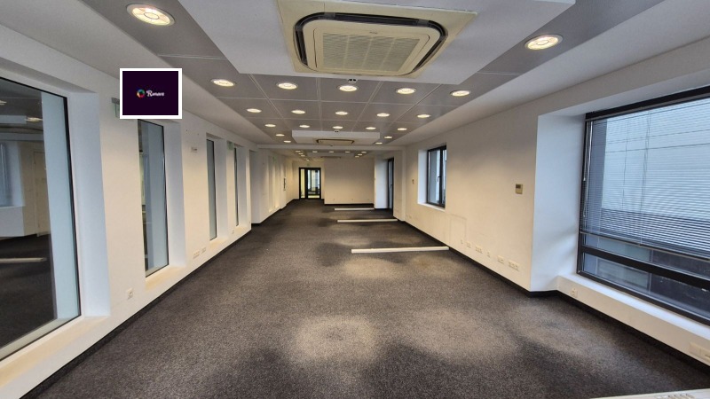 Под наем ОФИС, град Варна, Център • 2230 € / 4361.50 лв. • 70932788 1 — Holmes.bg Под наем ОФИС, град Варна, Център • 2230 € / 4361.50 лв. • 70932788 1