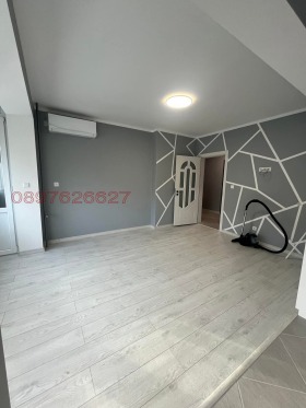 Обява Дава под наем 2-СТАЕН,град Разград, Център