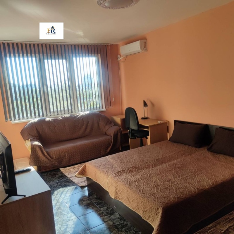 Под наем 2-СТАЕН, град Плевен, Широк център • 450 € / 880.12 лв. • 96471631 1 — Holmes.bg Под наем 2-СТАЕН, град Плевен, Широк център • 450 € / 880.12 лв. • 96471631 1