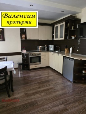 Дава под наем 4-стаен, град Враца