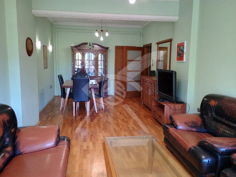 Под наем 3-СТАЕН, град София, Център • 900 € • 56642915 1 — Holmes.bg Под наем 3-СТАЕН, град София, Център • 900 € • 56642915 1
