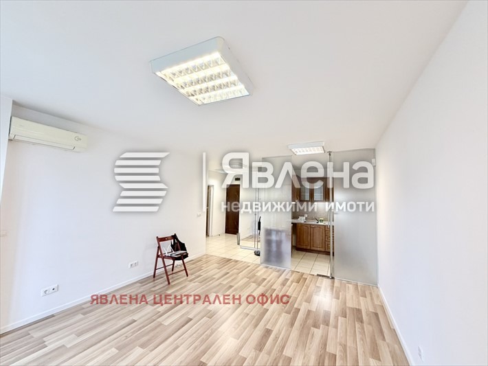 Под наем ОФИС, град София, Иван Вазов • 600 € • 74057655 1 — Holmes.bg Под наем ОФИС, град София, Иван Вазов • 600 € • 74057655 1